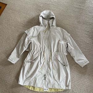 NWT Lululemon rain coat